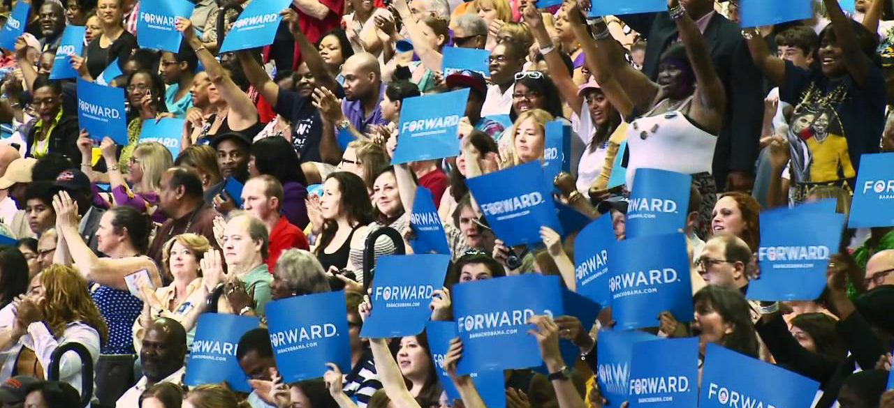 Volunteers at an Obama for America rally
