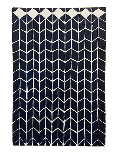 black and white chevon pattern print