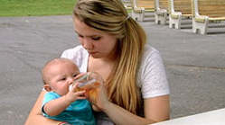 Kailyn of MTV's Teen Mom 2 with son Issac (Click to open download)