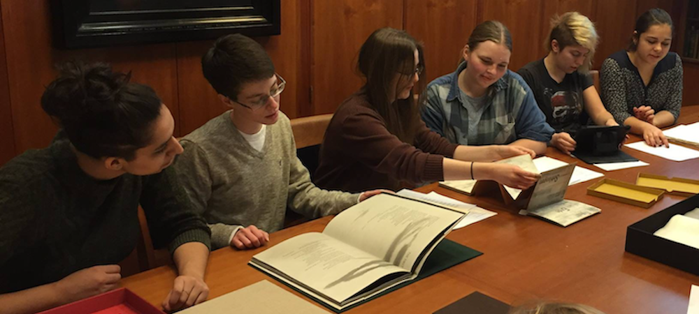 Latin course visiting Special Collections