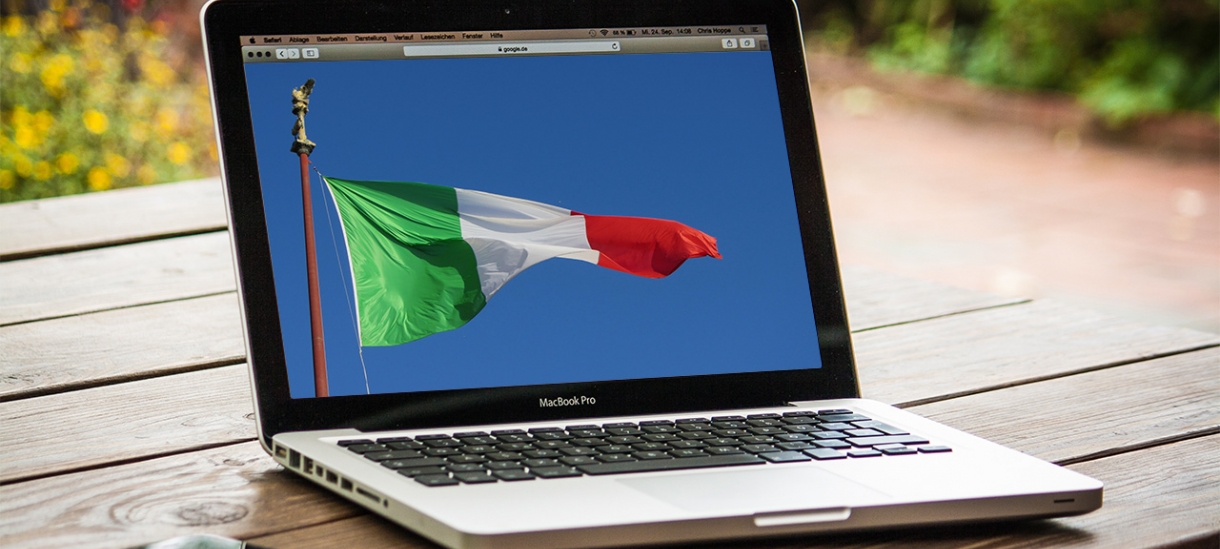 Italian flag on a computer screen