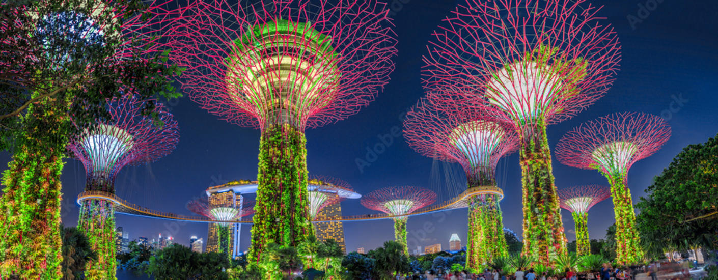 Megastructures in Singapore's Gardens by the Bay
