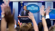 Student writers ask questions of President Obama at the first ever White House College Reporter Day