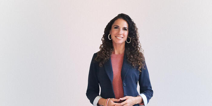 A portrait of Diana DiZoglio.