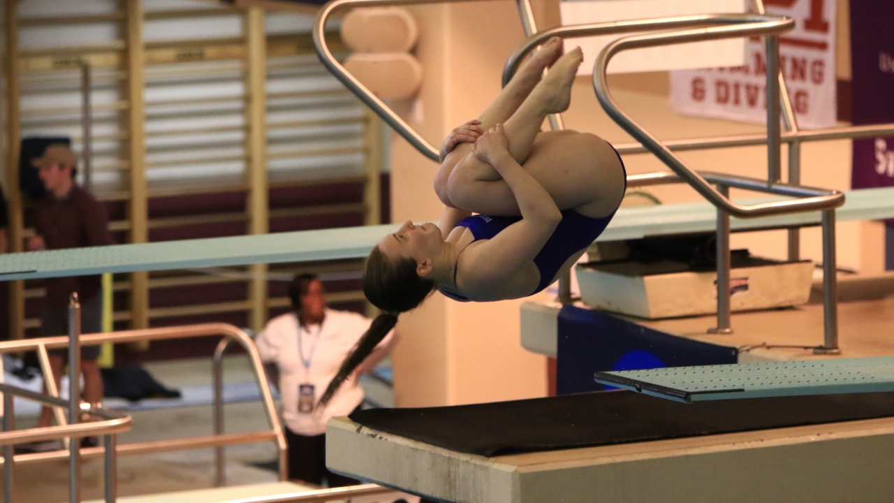 Maura Sticco-Ivins ’18 wins 3-meter diving championship
