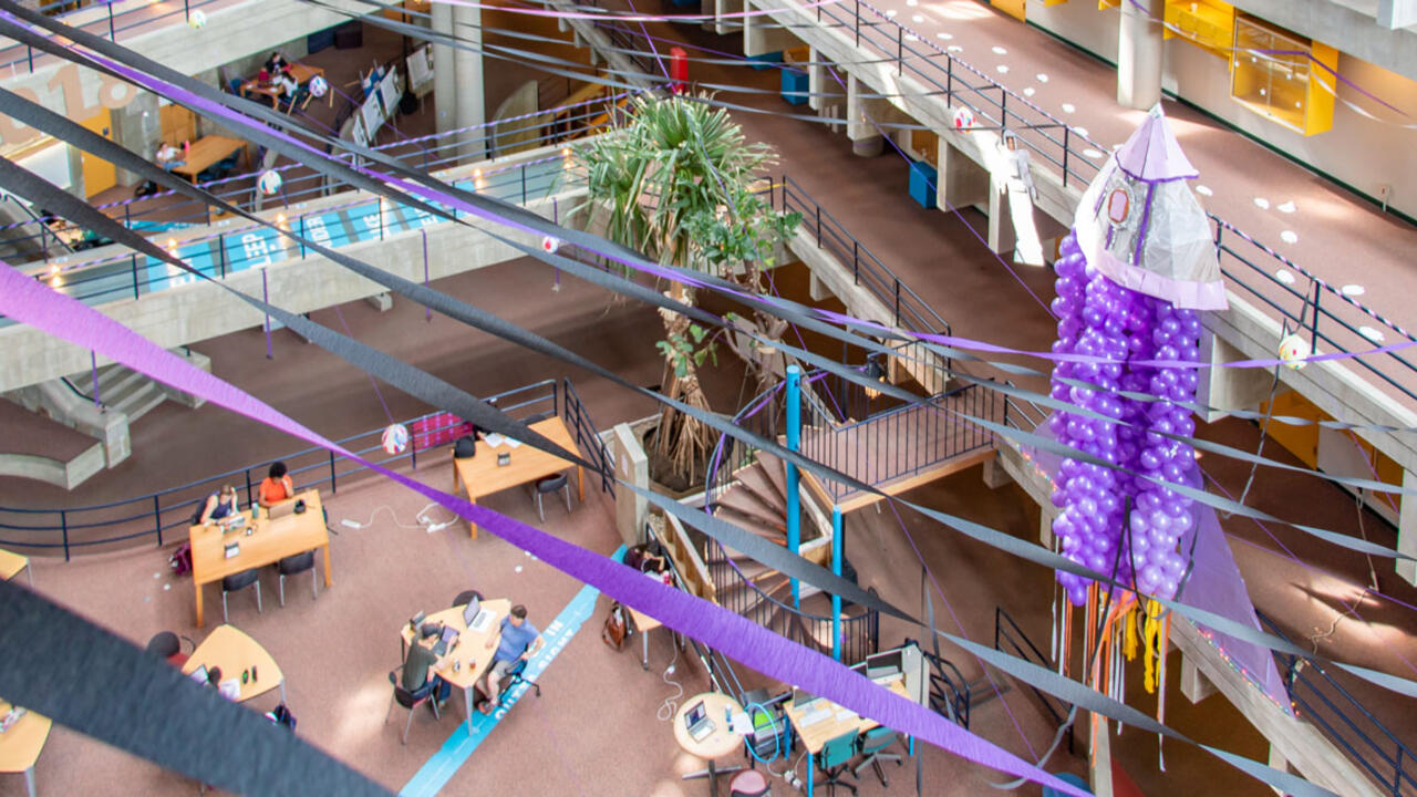 class of 2018 senior prank, purple spaceship in science center