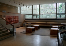 Located on the third floor, this space acts an extension to the larger Jewett Gallery.